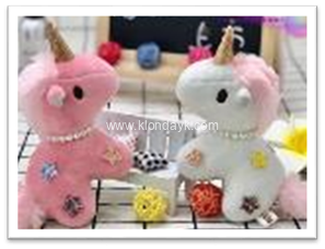 2492-15 Радужная овечка с жемчугом / Брелок 11см 2492-15 Радужная овечка с жемчугом / Брелок 11см