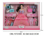 HS1842-A7/1 кукла с платьями (149375) в/к 42*6*32 HS1842-A7/1 кукла с платьями (149375) в/к 42*6*32