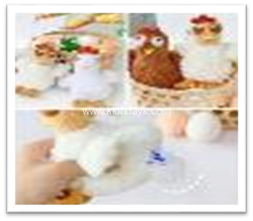 22075-120 Курица несущая яйца / Брелок 15см