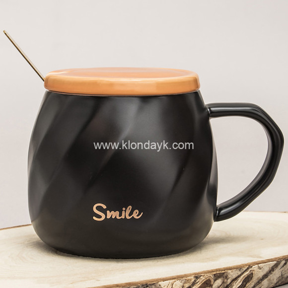 130944  Кружка Smile N 4